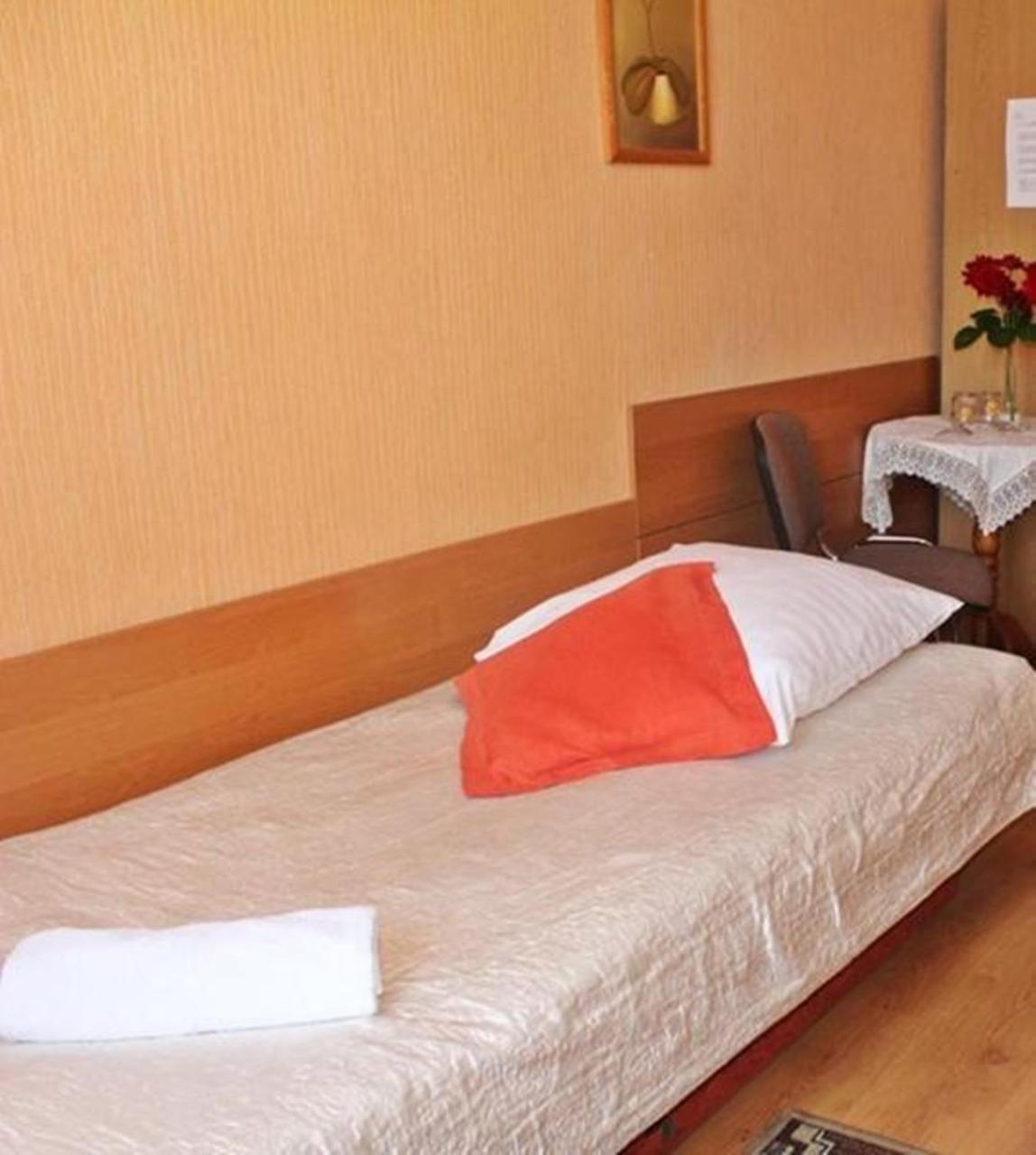 Bursztyn Hotel